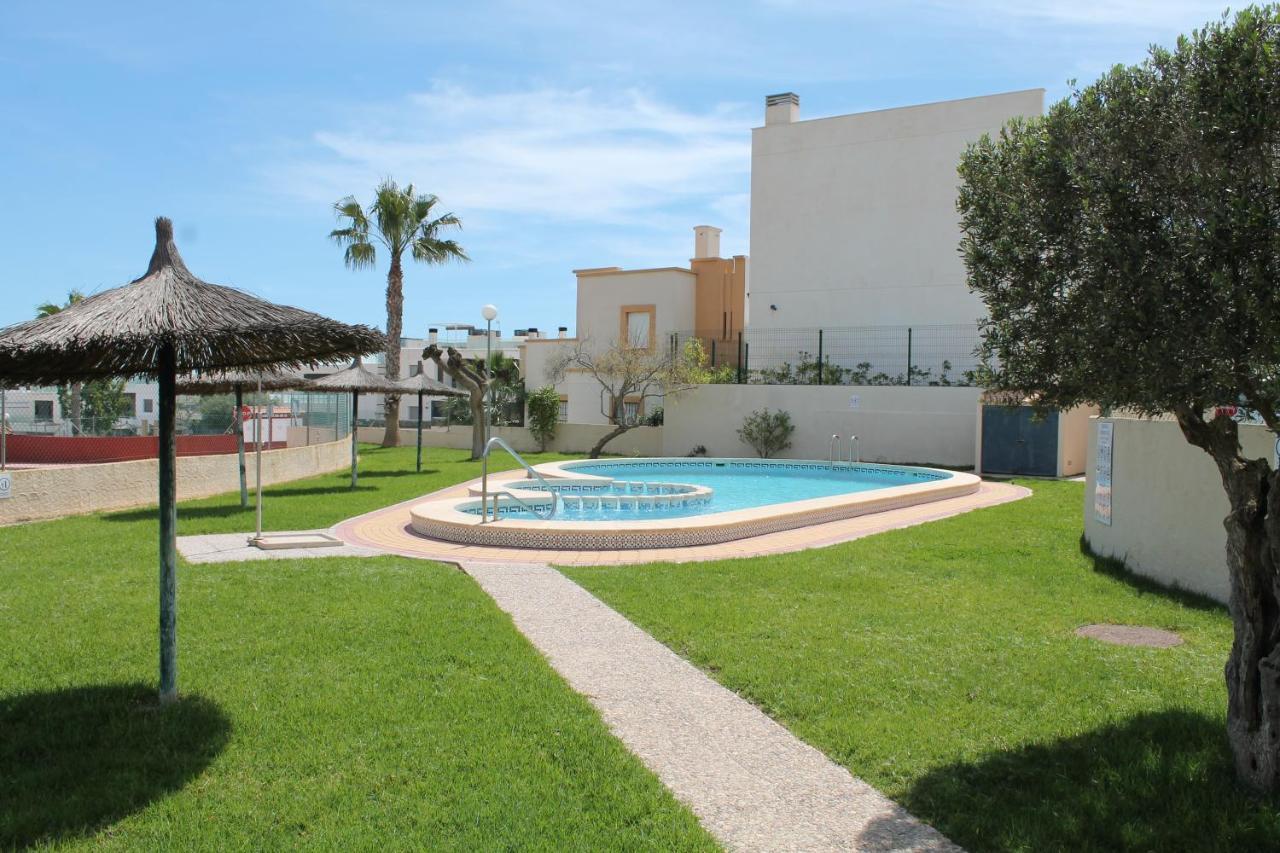 High Tech Villa Navia Spanien Ориуэла Экстерьер фото